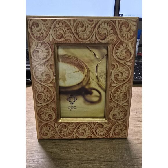 Fusion by Concepts Decorative 4x6 Photo Frame With Intricate Pattern Soft Tones - Picture 3 of 8